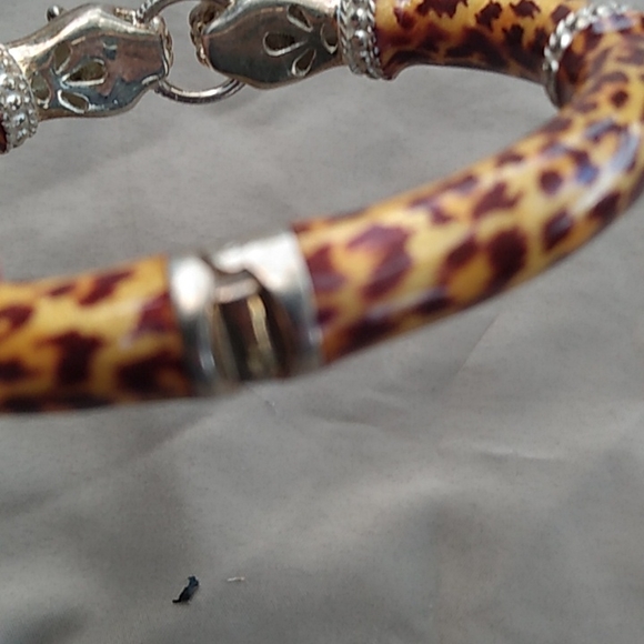 Sterling leopard bracelet 🐆 - Picture 2 of 4